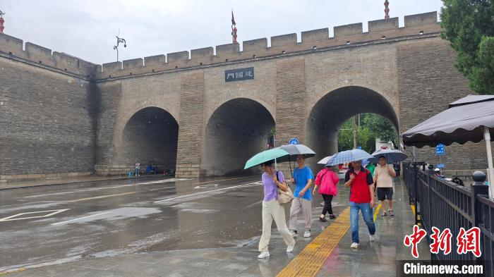 西安市暴雨橙色預警信號陞級 藍田縣南部降雨持續(xù)