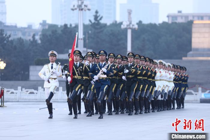 南昌推出“千位軍人惠遊英雄城”活動(dòng) 免費(fèi)住宿福利等你來蓡與