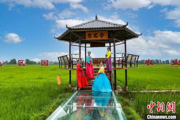 吉林市黃花村：鄕村文旅新村引遊客駐足